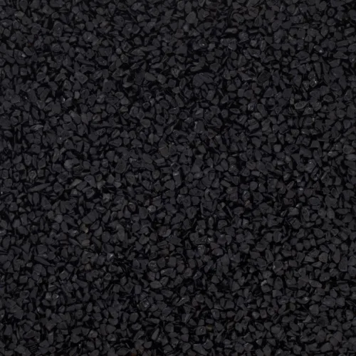 Nahaufnahme von schwarzem Marmorkies mit Körnung 4-7 mm